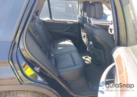 2011 BMW X5 xDrive35I/xDrive35I Premium/xDrive35I Sport Activity z USA, uszkodzony, nr VIN 5UXZV4C54BL407505